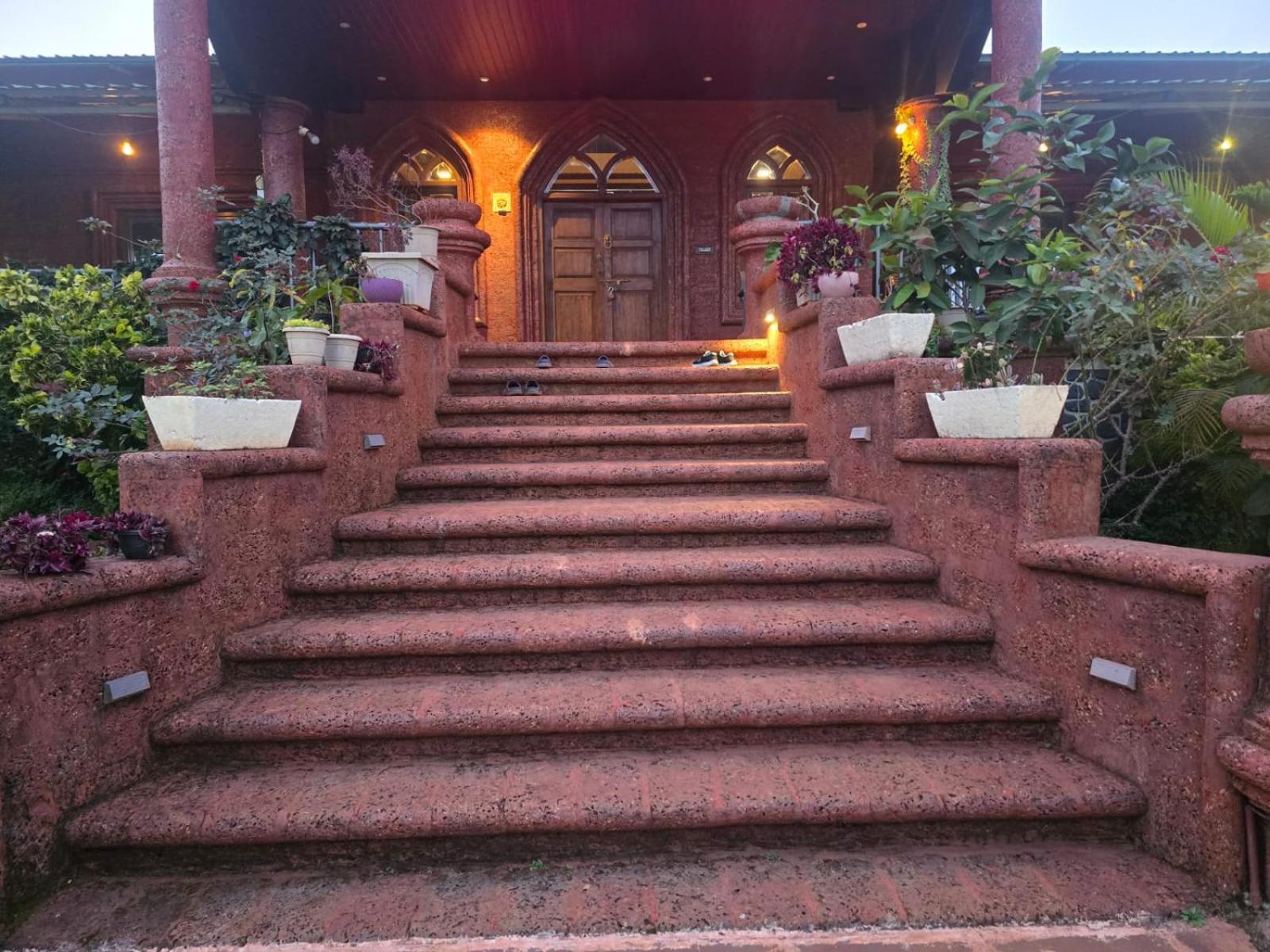 Stone Casa By Vgh 4Bhk Villa With Swimming Pool Mahābaleshwar Exteriör bild