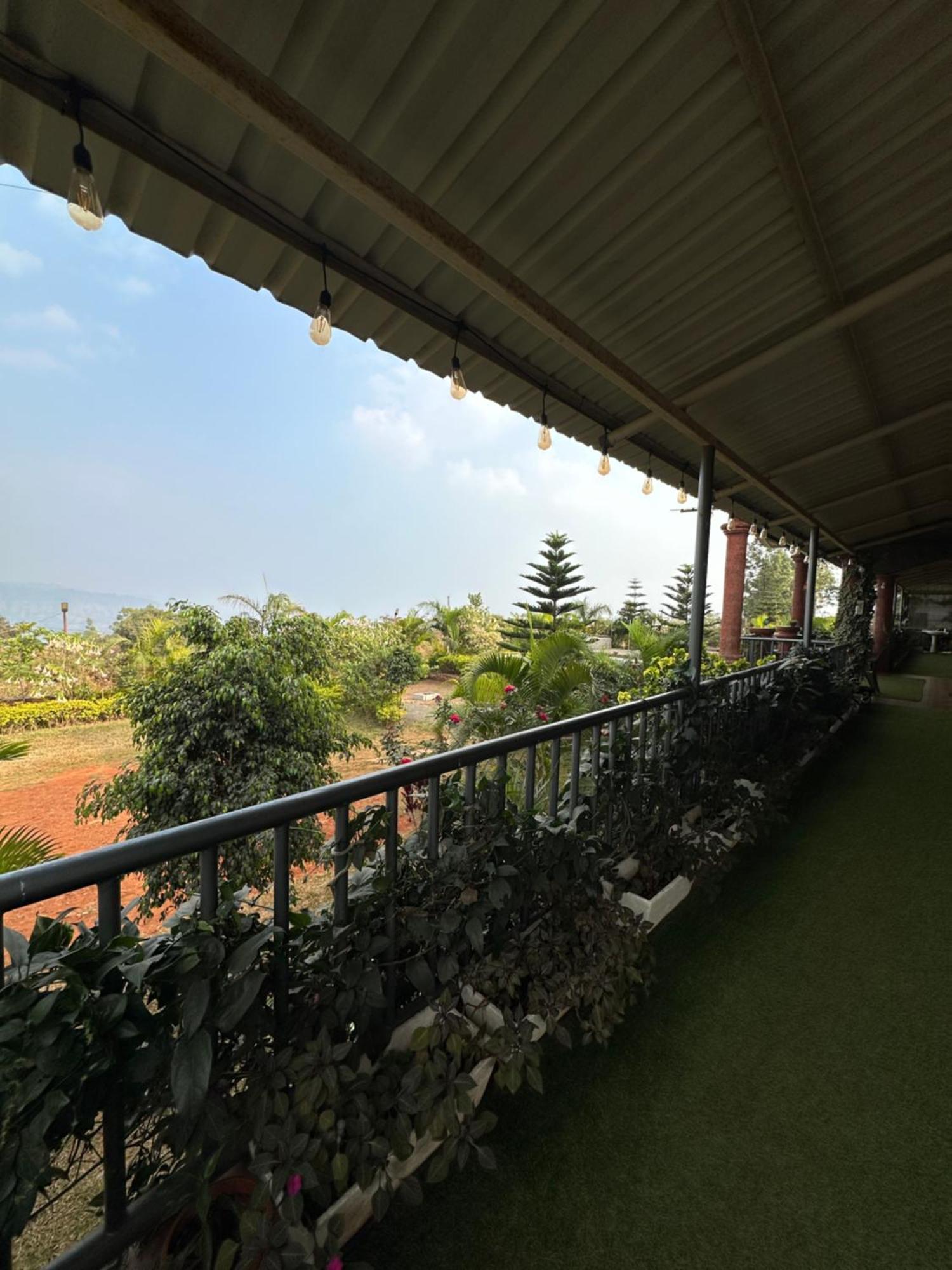 Stone Casa By Vgh 4Bhk Villa With Swimming Pool Mahābaleshwar Exteriör bild