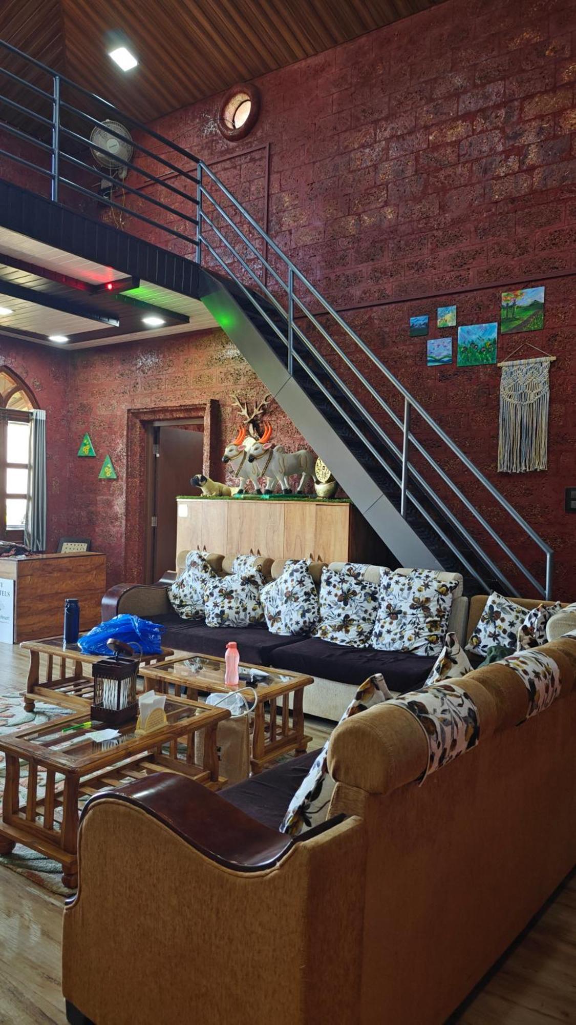 Stone Casa By Vgh 4Bhk Villa With Swimming Pool Mahābaleshwar Exteriör bild