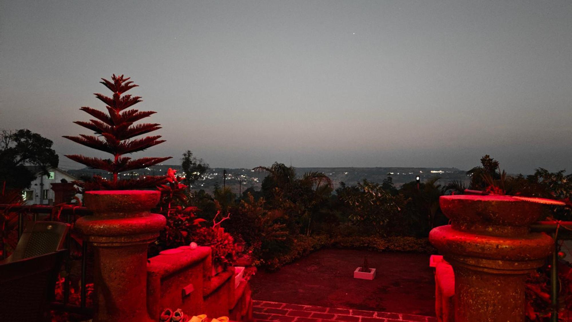 Stone Casa By Vgh 4Bhk Villa With Swimming Pool Mahābaleshwar Exteriör bild